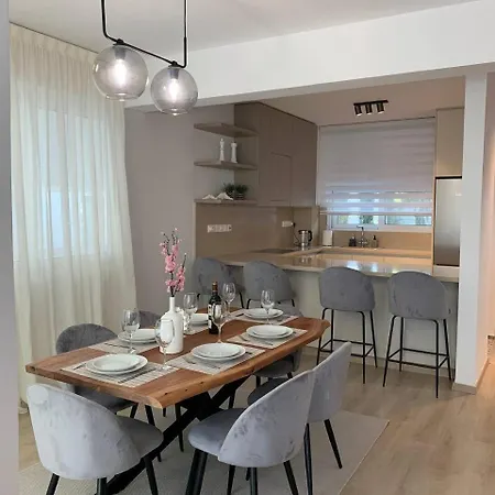 2 Golden View ヴィラ ペイヤ