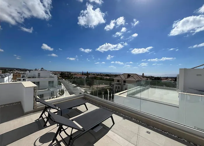 2 Golden View Villa *